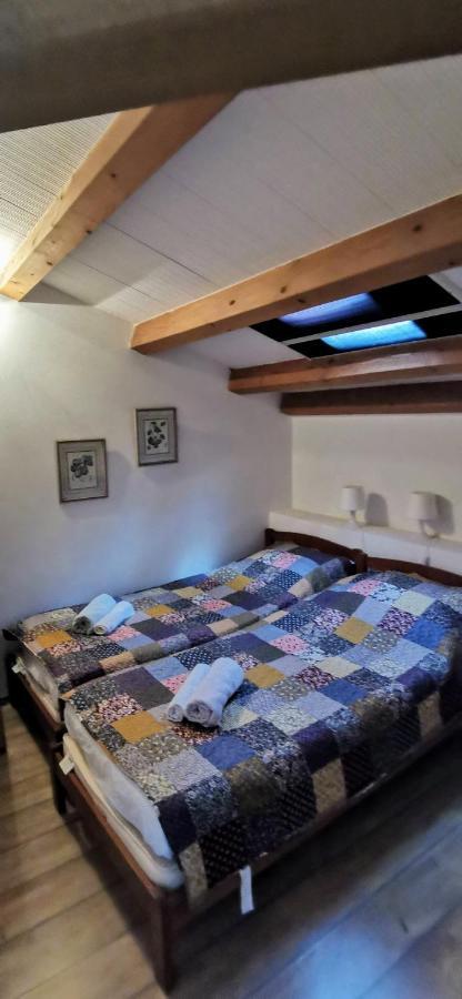 Eti And Mia Holiday Apartments Muntic Экстерьер фото
