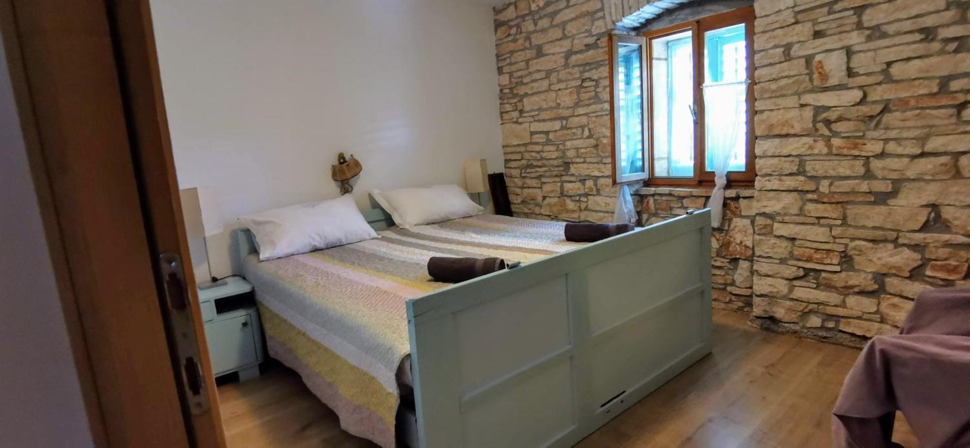 Eti And Mia Holiday Apartments Muntic Экстерьер фото